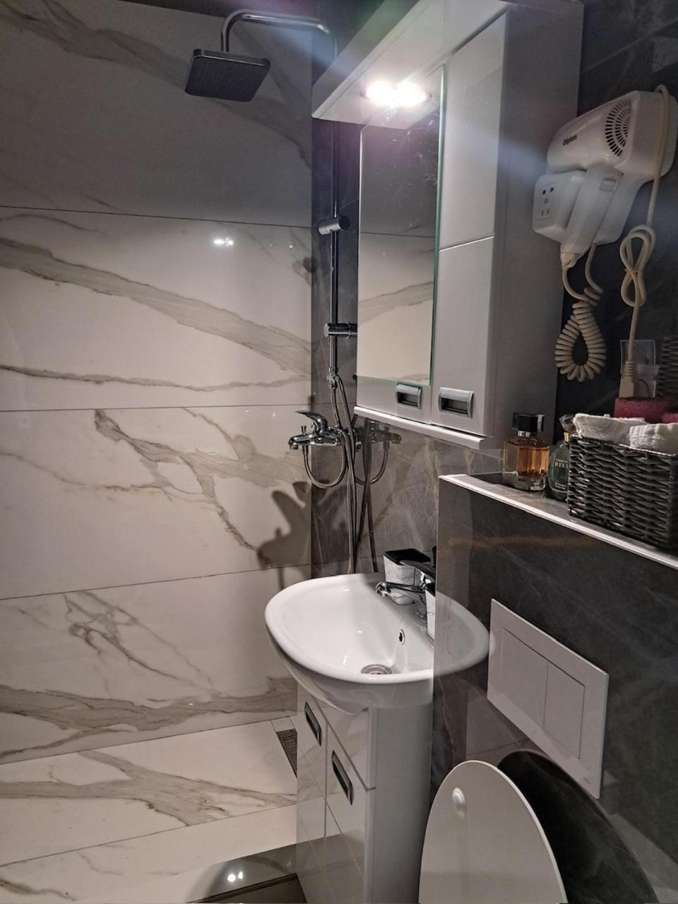 Apartman En Dusanovac Экстерьер фото
