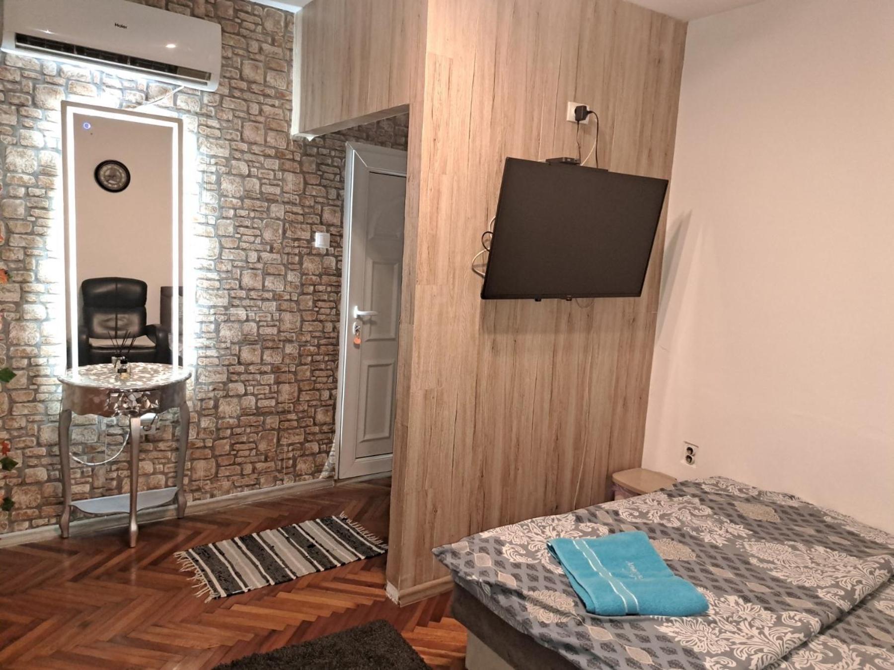 Apartman En Dusanovac Экстерьер фото